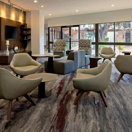 Отель Courtyard By Marriott Oxnard/Ventura Экстерьер фото