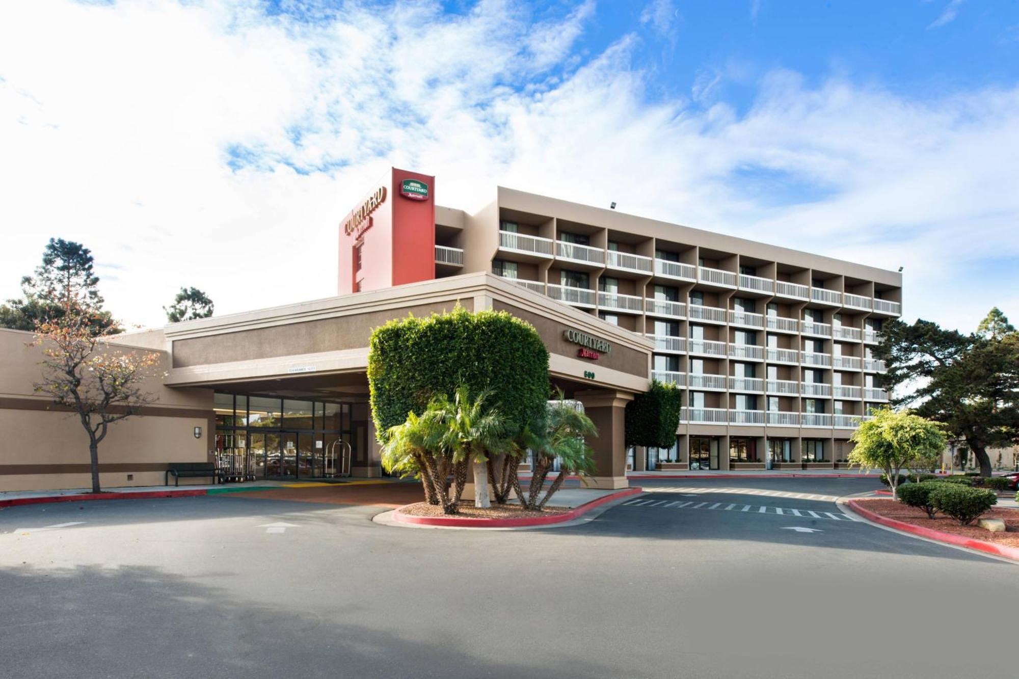 Отель Courtyard By Marriott Oxnard/Ventura Экстерьер фото