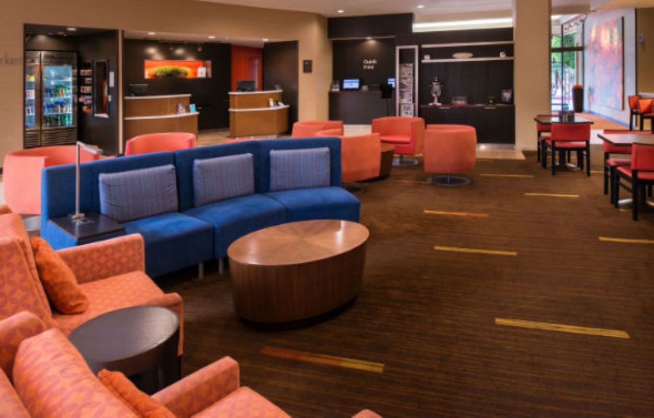 Отель Courtyard By Marriott Oxnard/Ventura Экстерьер фото